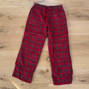 Lake Flannel Pants Set in Classic Red Holiday Tartan